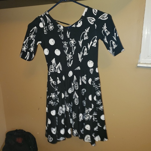 Dot dot smile - Picture 1 of 1